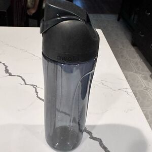 Owala Gray Plastic FreeSip Water Bottle With 20 Oz